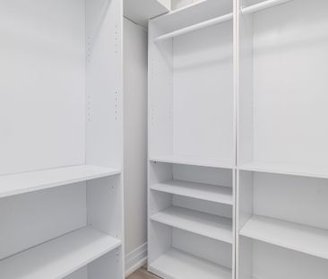 For Lease - 16 Concord Place Unit# 337, Grimsby, Ontario - Photo 1