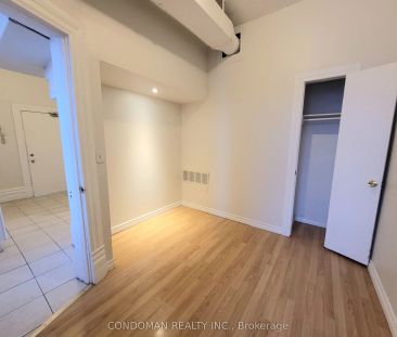 139 1/2 John Street S #4 - Photo 6