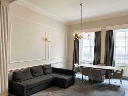 Studio Flat, Welbeck Street, W1G - Photo 3