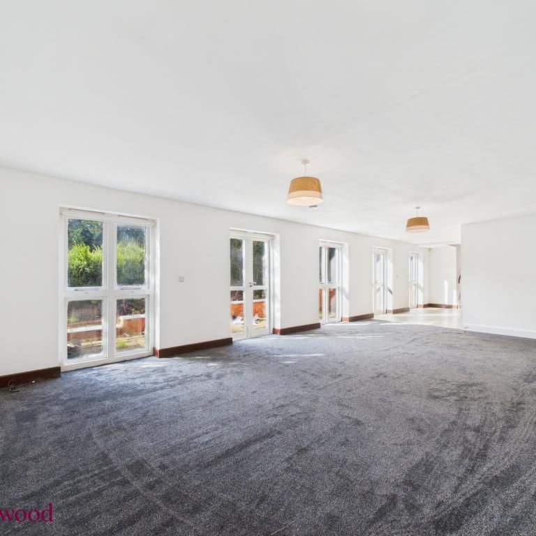 3 bedroom semi-detached house to rent - Photo 1