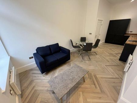 1 bedroom apartment to rent - Photo 2