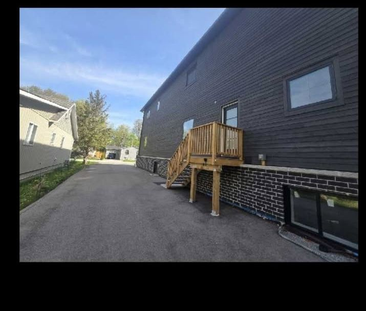For Lease - 215 Bayview Avenue Unit# Lower Level, Georgina, Ontario - Photo 4