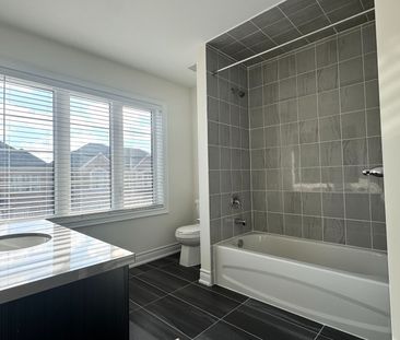 For Lease - 63 Erintol Way, Markham, Ontario - Photo 3