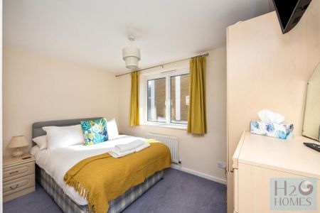 2 bedroom apartment to rent - Photo 4