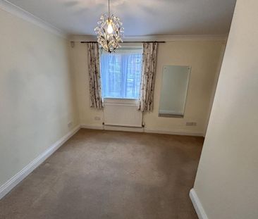 1 bedroom ground floor flat to rent - Photo 3
