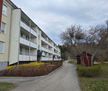 Skolvägen, Vagnhärad - Photo 1