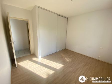 Location Appartement 3 pièces 77m² ALBI 81000 - Photo 4