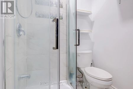 285 ST JOHN'S ROAD - Photo 3