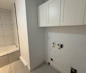 Logement complètement rénové 3 1/2 - Photo 3