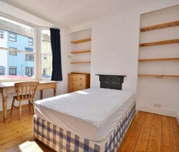 6 bedroom terraced house to rent - Photo 3