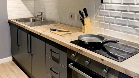3 Bed Apartment - Photo 3