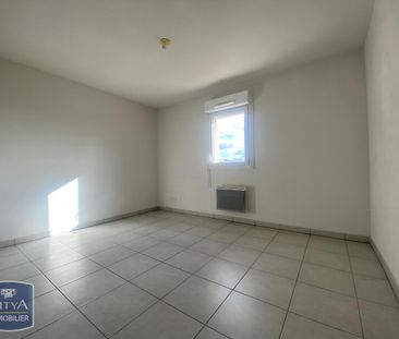 Location Appartement 3 pièces 59m² ARLES 13200 - Photo 3