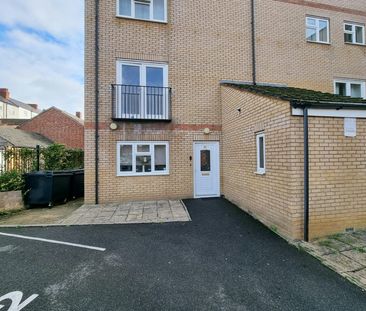 Flat to rent on - Photo 4