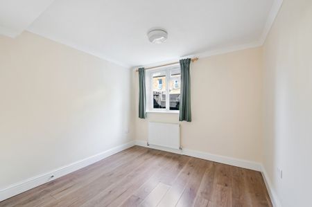 Graveney Road, SW17, London - Photo 5