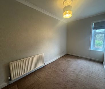 Longfield Terrace, Cliviger - Photo 2