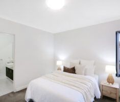 Modern Comfort & Style: Your New Home at 13A Heathcroft Road - Photo 6
