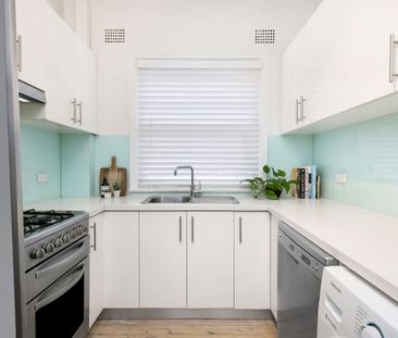 Unit 2/148 Pacific Highway, Roseville - Photo 3