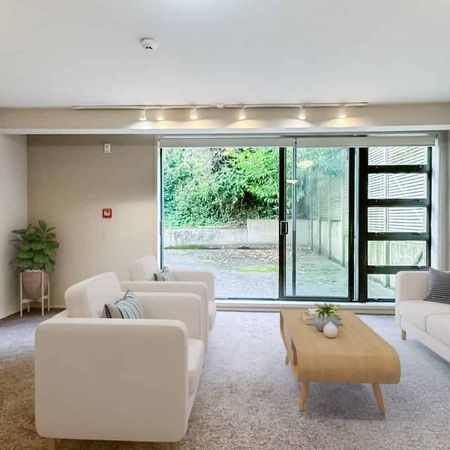 Welcome to apartment 5 at Sharella Living Thorndon - Photo 3