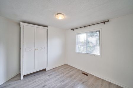 For Lease - 6455 Tisler Crescent, Mississauga, Ontario - Photo 5