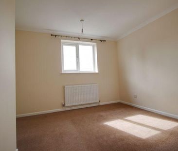 2 bedroom semi-detached house to rent - Photo 6
