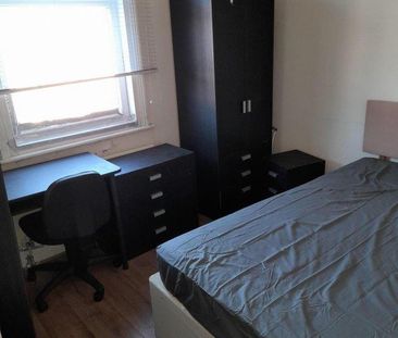 3 bedroom house share to rent - Photo 6