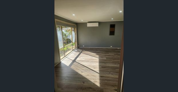 Updated 3 Bedroom in quiet Cul de Sac - Photo 1