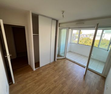 Location Appartement 2 pièces 41m² ORLEANS 45000 - Photo 3