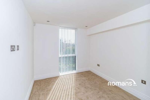 Nightingale Park, Winchester, SO22 - Photo 1