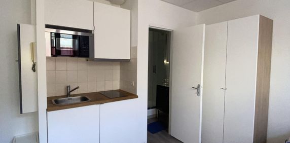 POITIERS: studio meublé - Photo 2