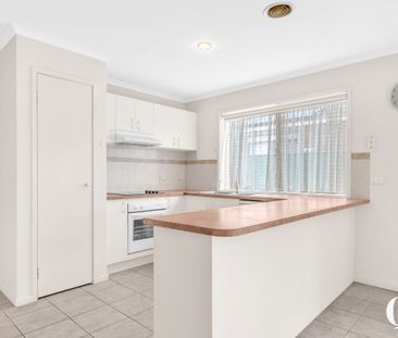 Stylish home in Burnside - Photo 3