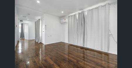 Comfortable & Convenient 3-Bedroom Home - Photo 3