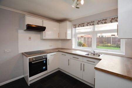 3 bed House - Terraced for Rent - Photo 5