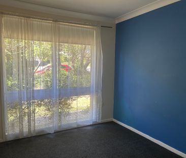 Three Bedroom Home - Photo 4