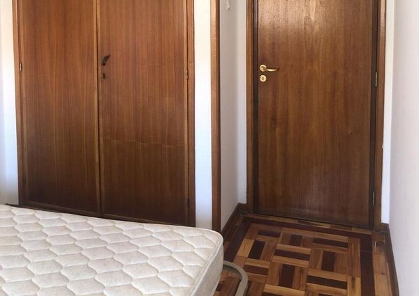 Quartos Faculdades Medicina e Ciencias Farmaceuticas