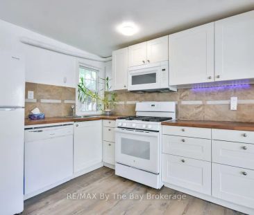 1067 Mosley Street #1 - Photo 6