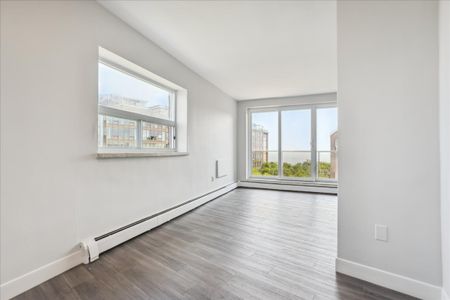 Lord Nelson Apartments - 2 Bedroom - Photo 4