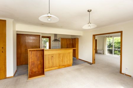 Student Property Upper Riccarton 6 Bedrooms 2 Bathrooms - Photo 4