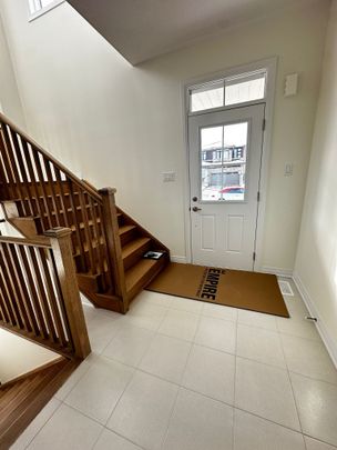 For Lease - 32 AMOS Avenue, Brantford, Ontario - Photo 1