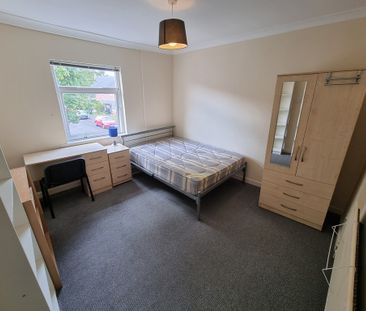 4 Bed Student Accommodation - Photo 6