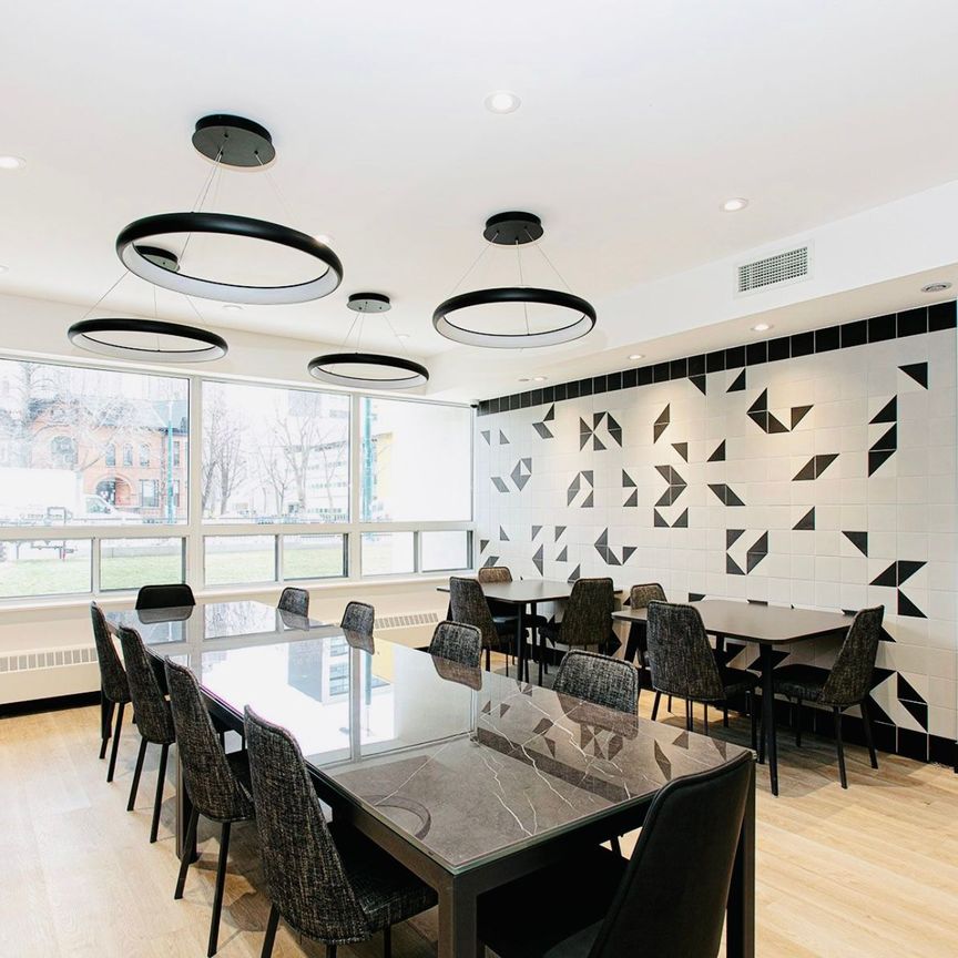 For Lease - 666 Spadina Avenue Unit# 2403, Toronto, Ontario - Photo 1