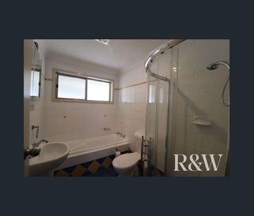 NEAT AND TIDY FAMILY HOME - Photo 4