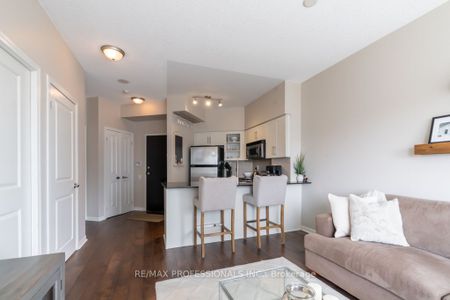 For Lease - 15 Windermere Avenue Unit# 512, Toronto, Ontario - Photo 2