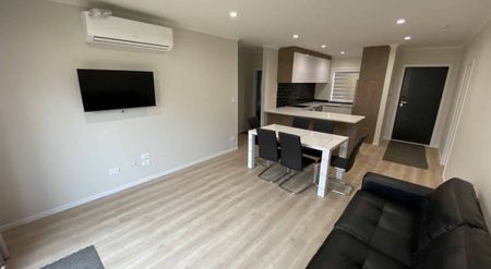 Hospital - Lake location - Photo 4