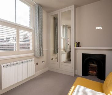 St Josephs Convent, Lawrence Street - Photo 4