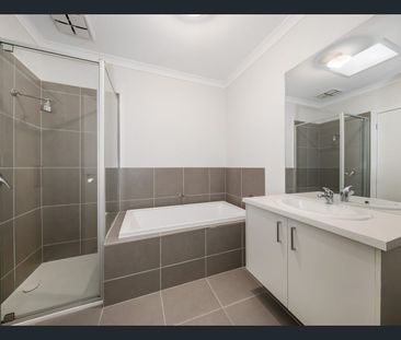 Modern Comfort Home! - Photo 2