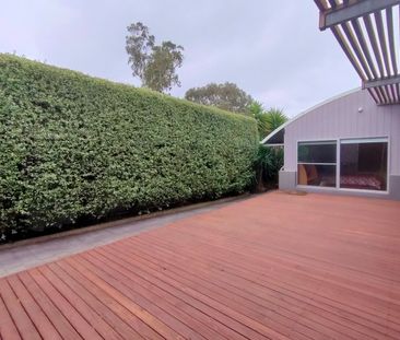 STYLISH & SECURE! - Photo 6