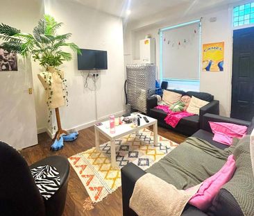 5 bedroom terraced house to rent - Photo 1