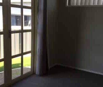 Super tidy 3 bedroom home - Photo 2
