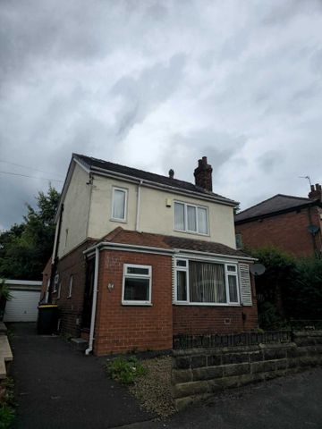 5 bedroom detached house to rent - Photo 2