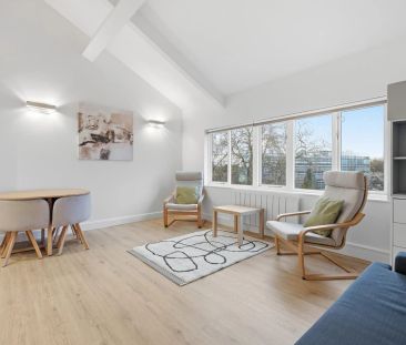 1 Bedroom Apartment - Conversion - Photo 4